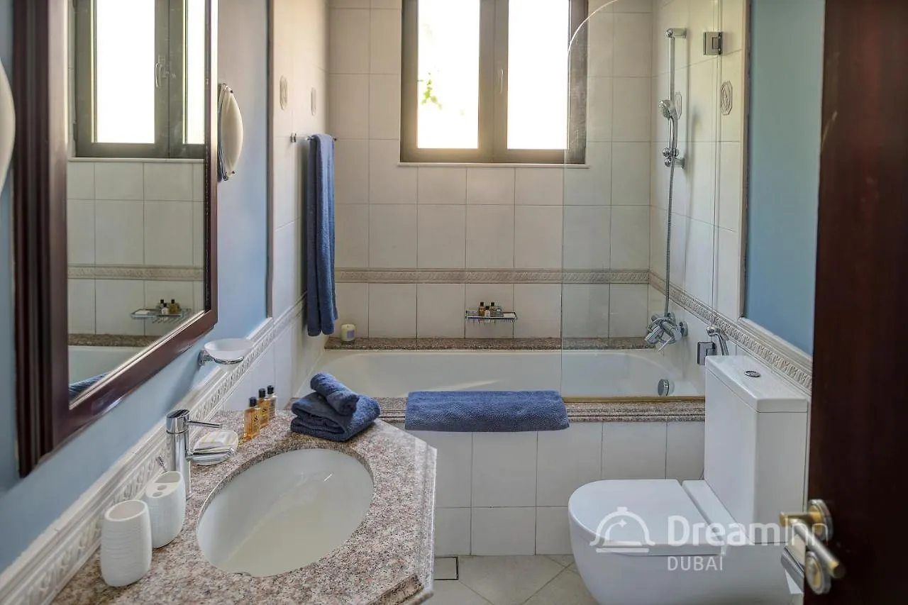 Dream Inn - Arabian Retreat Palm Villa Dubai United Arab Emirates